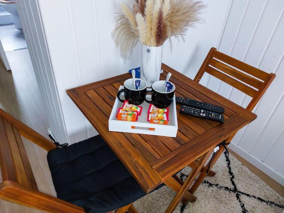 רואן Le Sympathique - Petit Dejeuner, Netflix, Jacuzzi מראה חיצוני תמונה